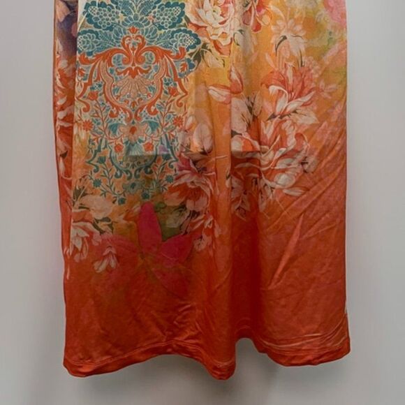 Kiara V Neck Dress - Picture 4 of 6